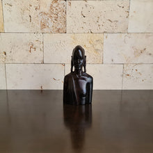 Load image into Gallery viewer, African wooden carving