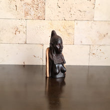 Load image into Gallery viewer, African Wooden Figurine