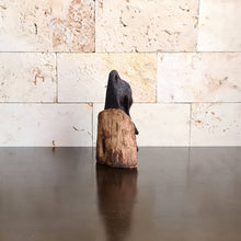Load image into Gallery viewer, African Wood Carving