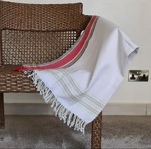 Load image into Gallery viewer, Kikoi: Cream White
