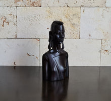 Load image into Gallery viewer, African wood carving
